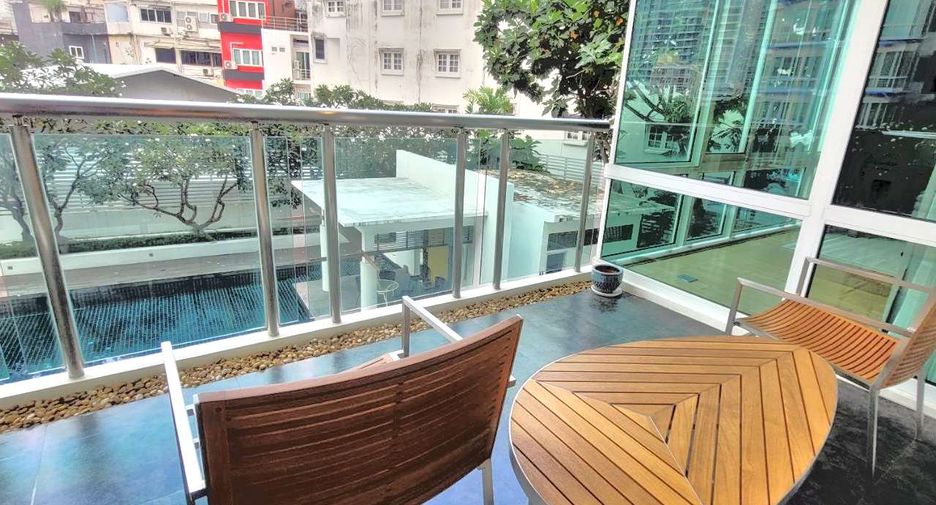 For rent 4 ベッドルーム condo in Khlong Toei, Bangkok