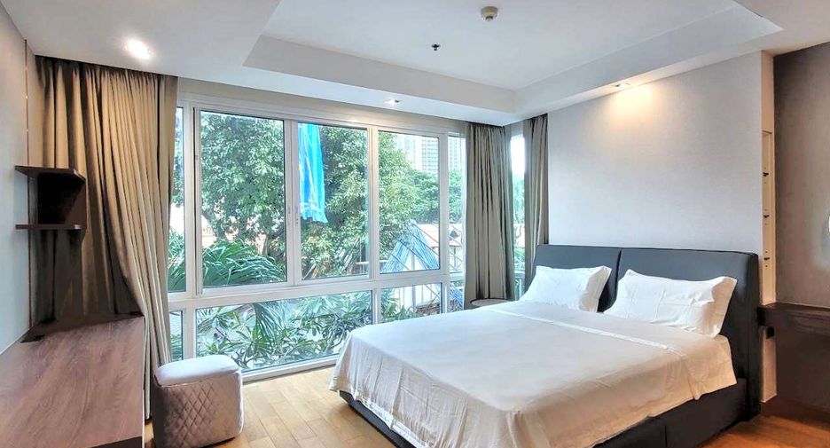 For rent 4 ベッドルーム condo in Khlong Toei, Bangkok