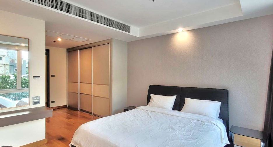 For rent 4 ベッドルーム condo in Khlong Toei, Bangkok