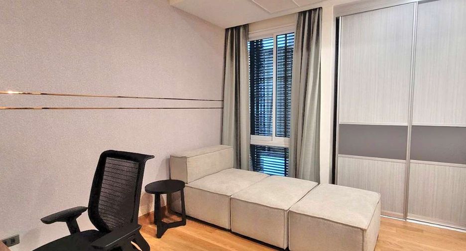For rent 4 ベッドルーム condo in Khlong Toei, Bangkok