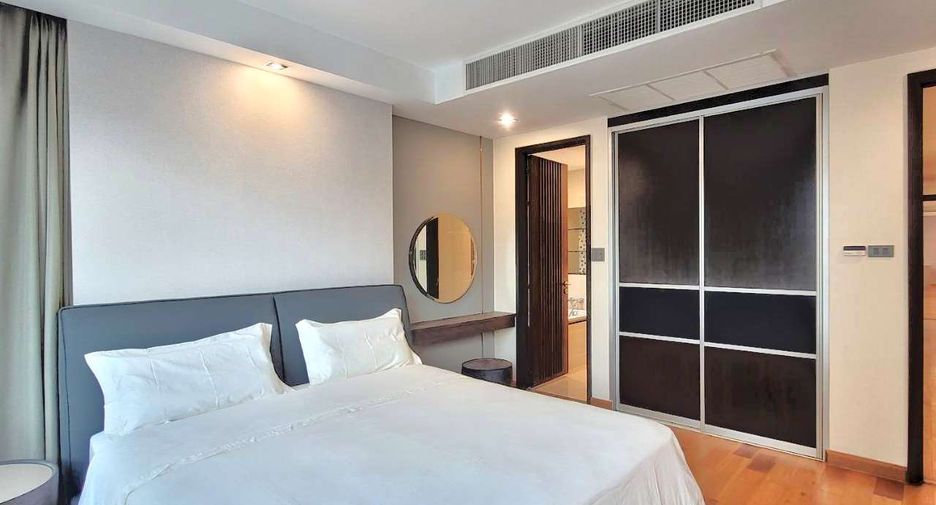 For rent 4 ベッドルーム condo in Khlong Toei, Bangkok