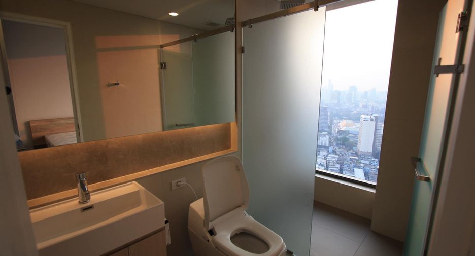 Wohnung zur Miete mit 2 Zimmer in Khlong Toei, Bangkok