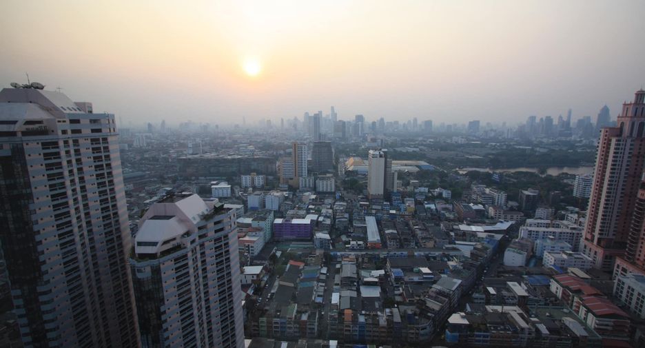 Wohnung zur Miete mit 2 Zimmer in Khlong Toei, Bangkok