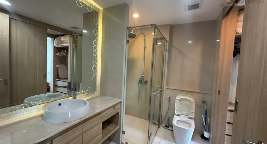 For rent 1 bed condo in Bang Lamung, Chonburi