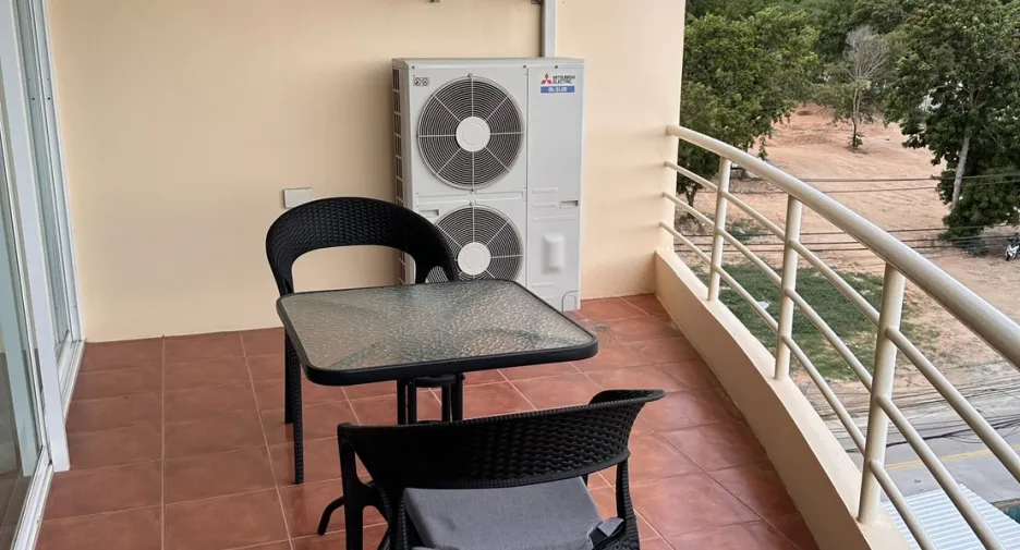 For rent 1 bed condo in Bang Lamung, Chonburi