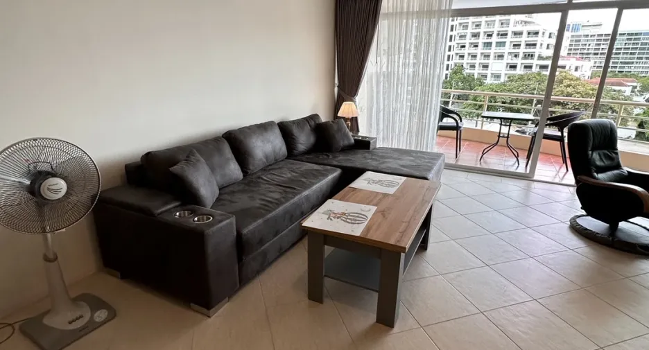 For rent 1 bed condo in Bang Lamung, Chonburi