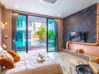 Villa zum Kauf mit 6 Zimmer in Bang Lamung, Chonburi