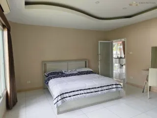 Villa zum Kauf mit 2 Zimmer in Bang Lamung, Chonburi