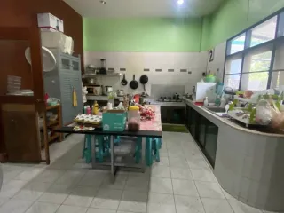 Casa en venta de 5 habitaciones en Phra Khanong, Bangkok