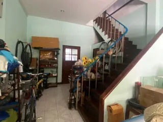 Casa en venta de 5 habitaciones en Phra Khanong, Bangkok