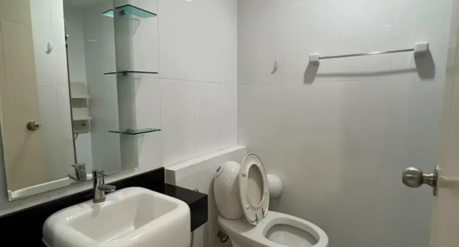 For sale 3 bedrooms condo in Pak Kret, Nonthaburi