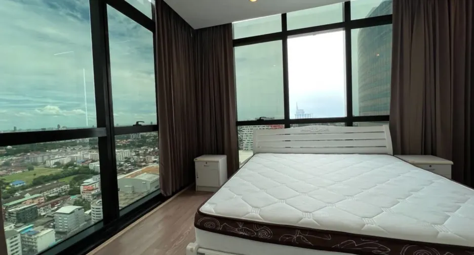 For sale 3 bedrooms condo in Pak Kret, Nonthaburi