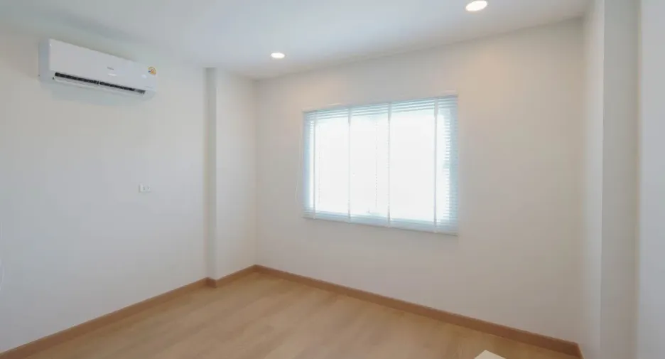 Haus zum Kauf mit 3 Zimmer in Mueang Khon Kaen, Khon Kaen