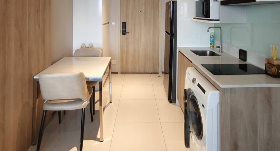 For sale 1 bed condo in Bang Lamung, Chonburi