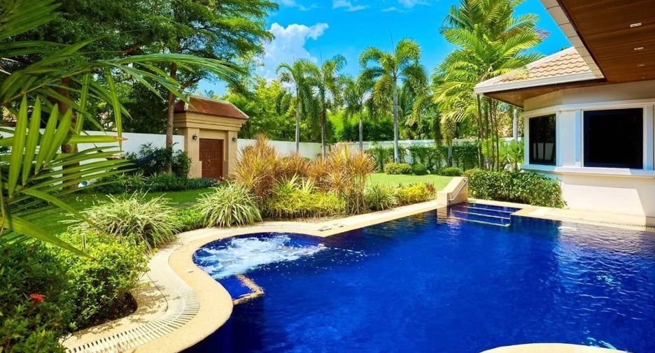 For sale 3 bedrooms villa in Jomtien, Pattaya
