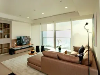 For rent and for sale 2 bedrooms condo in Sathon, Bangkok