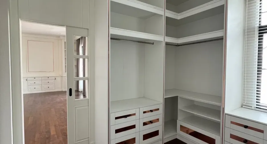 For rent and for sale 5 bedrooms house in Prawet, Bangkok