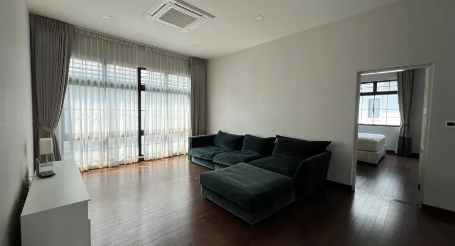 For rent and for sale 5 bedrooms house in Prawet, Bangkok
