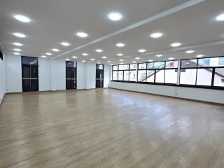 For rent office in Khlong Toei, Bangkok