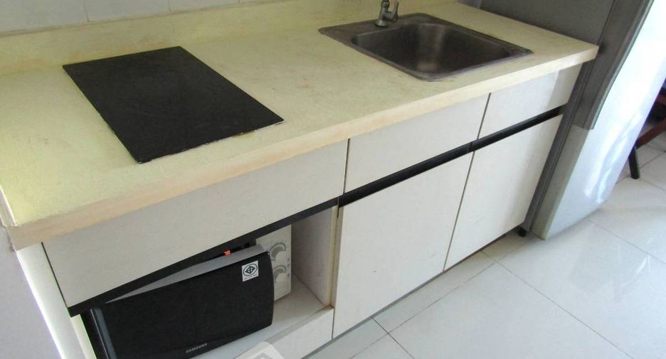 For sale 1 bed condo in Phra Khanong, Bangkok