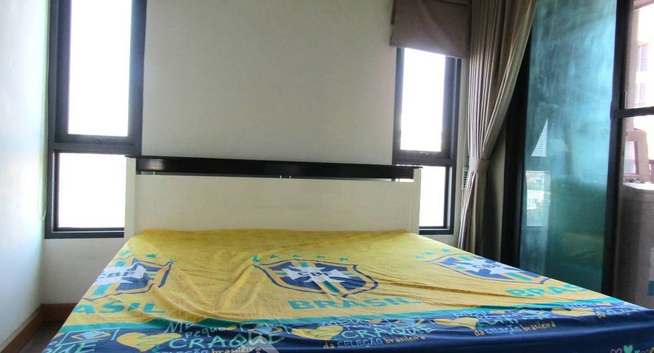 For sale 1 bed condo in Phra Khanong, Bangkok
