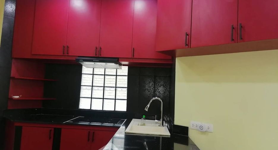 For rent and for sale 2 bedrooms condo in Khlong Toei, Bangkok