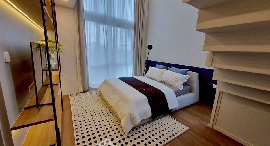 Haus zur Miete mit 4 Zimmer in Saphan Sung, Bangkok