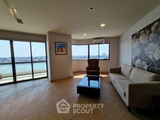 For rent 3 bedrooms condo in Rat Burana, Bangkok
