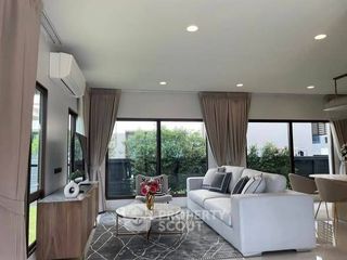 Haus zur Miete und zum Kauf mit 4 Zimmer in Bang Kapi, Bangkok