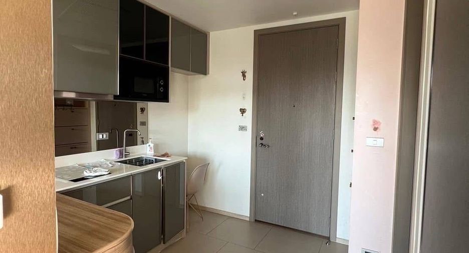 For rent 1 bed condo in Phaya Thai, Bangkok