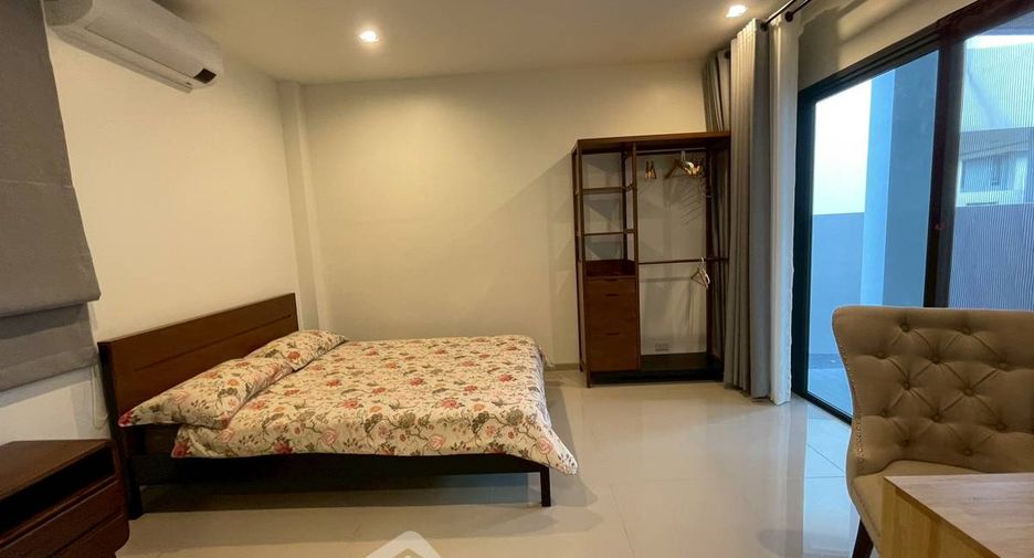 For rent 4 ベッドルーム house in Bang Lamung, Chonburi