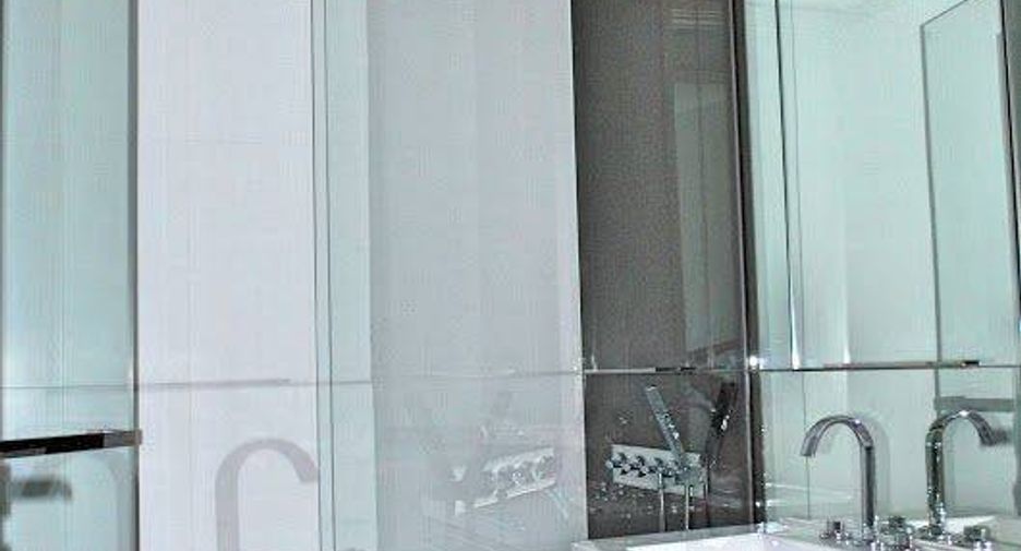 Condo en alquiler de 2 habitaciones en Pathum Wan, Bangkok
