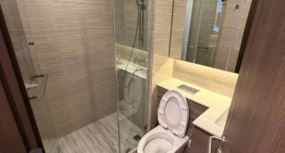 For rent 2 bedrooms condo in Bang Na, Bangkok