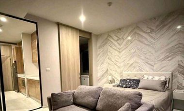 Wohnung zur Miete mit 1 Zimmer in Pathum Wan, Bangkok