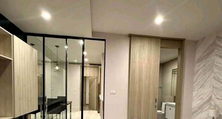Wohnung zur Miete mit 1 Zimmer in Pathum Wan, Bangkok