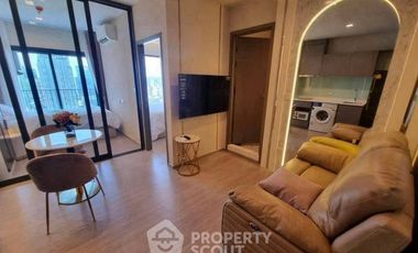 For rent 2 bedrooms condo in Huai Khwang, Bangkok