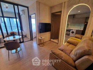 For rent 2 bedrooms condo in Huai Khwang, Bangkok