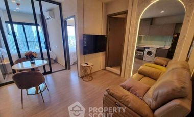 For rent 2 bedrooms condo in Huai Khwang, Bangkok