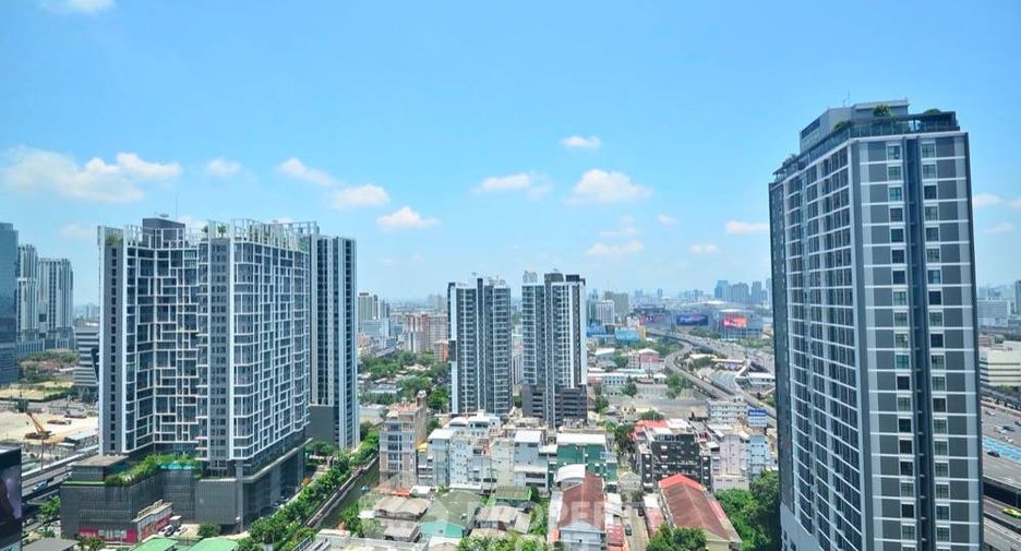 À vendre 1 chambre condo à Huai Khwang, Bangkok