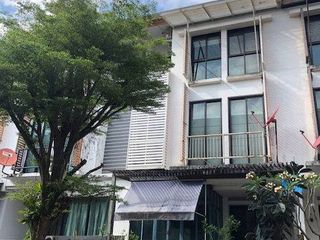 Reihenhaus zum Kauf mit 3 Zimmer in Suan Luang, Bangkok