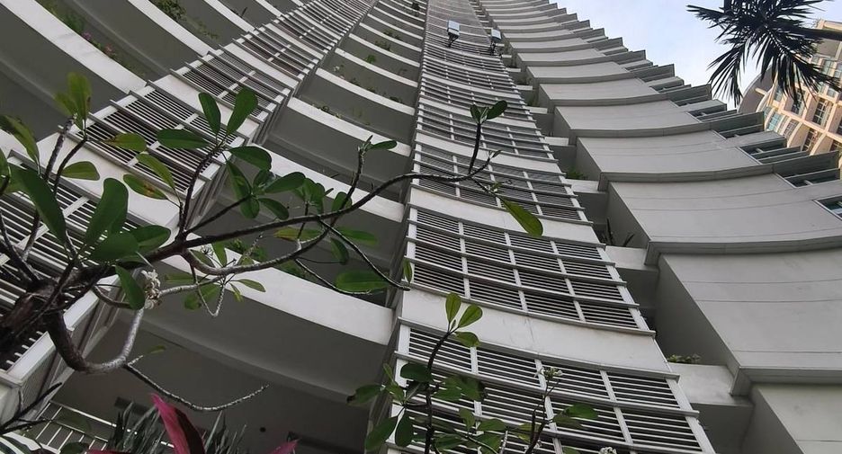For rent and for sale 1 bed condo in Pathum Wan, Bangkok