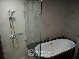 Wohnung zur Miete und zum Kauf mit 1 Zimmer in Pathum Wan, Bangkok