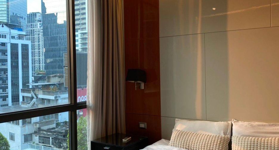 For sale 1 bed condo in Khlong Toei, Bangkok