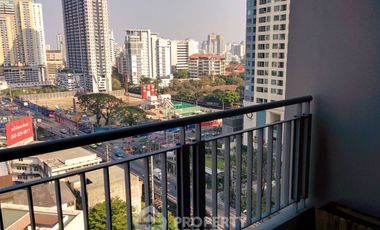 À vendre 2 chambres condo à Watthana, Bangkok