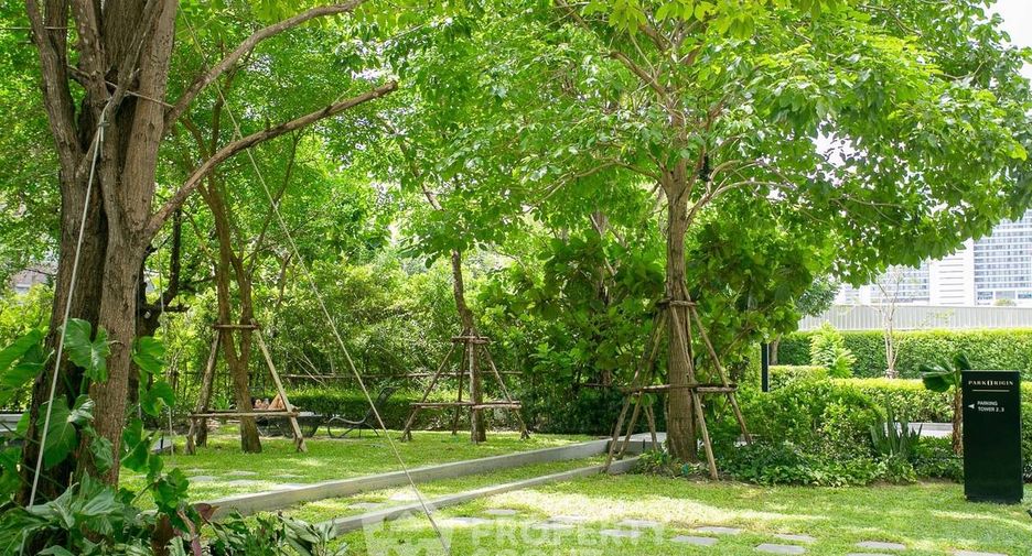 ขาย 2 ห้องนอน คอนโด ใน คลองเตย, กรุงเทพฯ