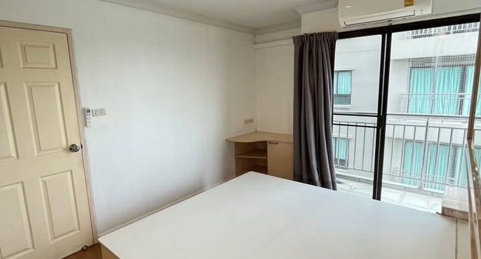 For sale 2 bedrooms condo in Yan Nawa, Bangkok