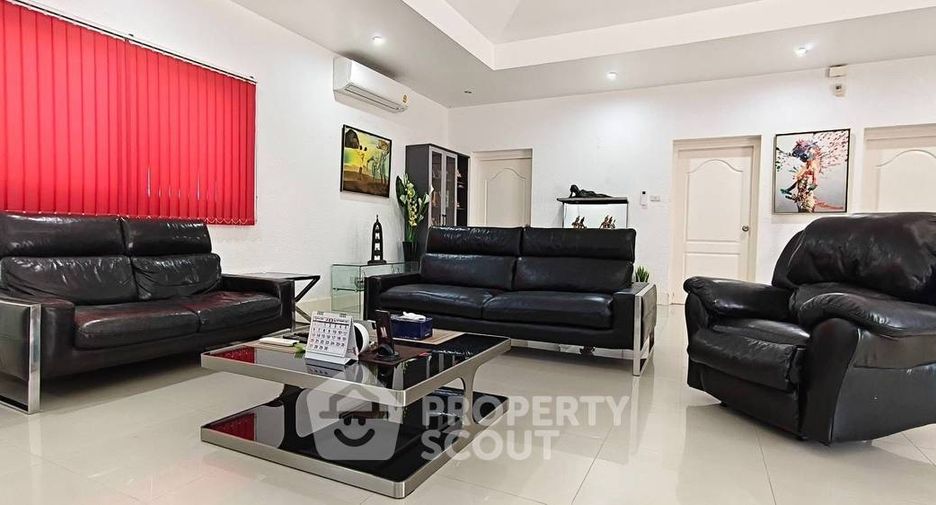 Villa zum Kauf mit 3 Zimmer in Bang Lamung, Chonburi