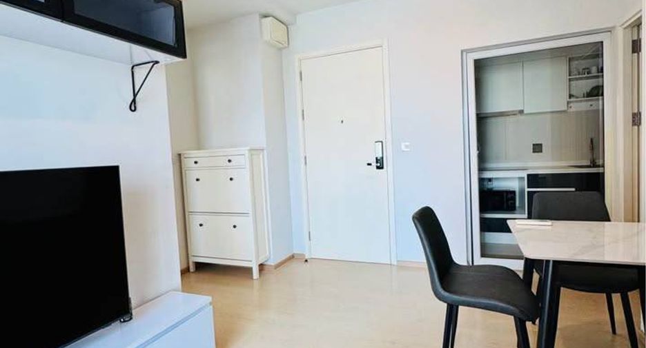 Condo en alquiler y en venta de 2 habitaciones en Watthana, Bangkok