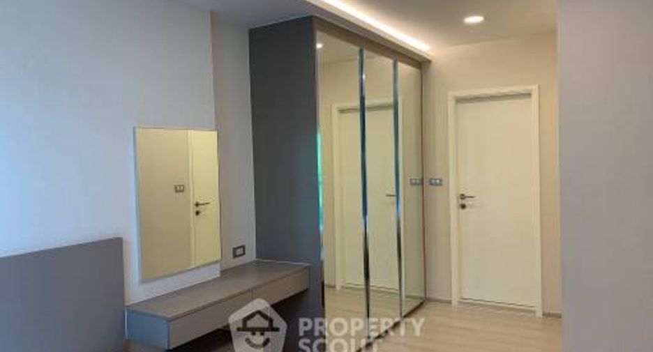 For sale 2 bedrooms condo in Khlong Toei, Bangkok