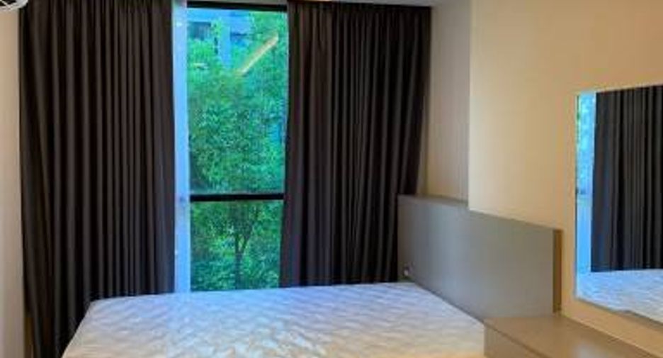 For sale 2 bedrooms condo in Khlong Toei, Bangkok